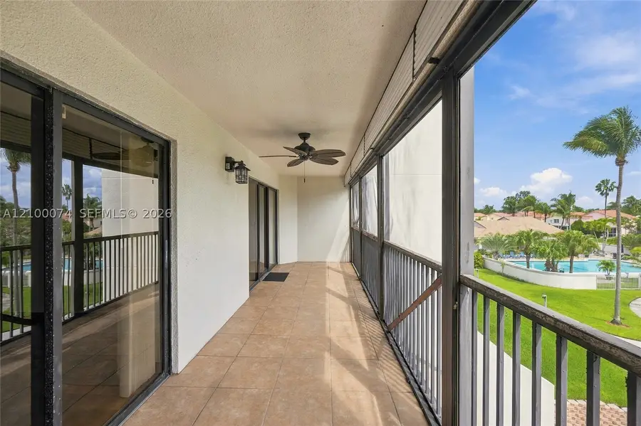 545 SE 12th St #205, Dania Beach, FL 33004 - #2