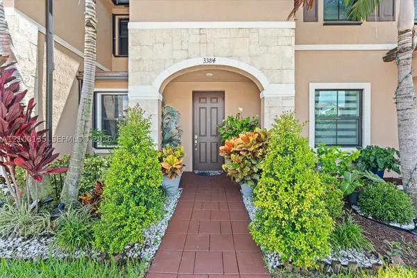 3384 W 106th Ter, Hialeah, FL 33018