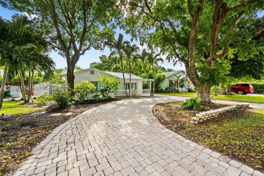 716 NE 11th Ave, Pompano Beach, FL 33060 - #2