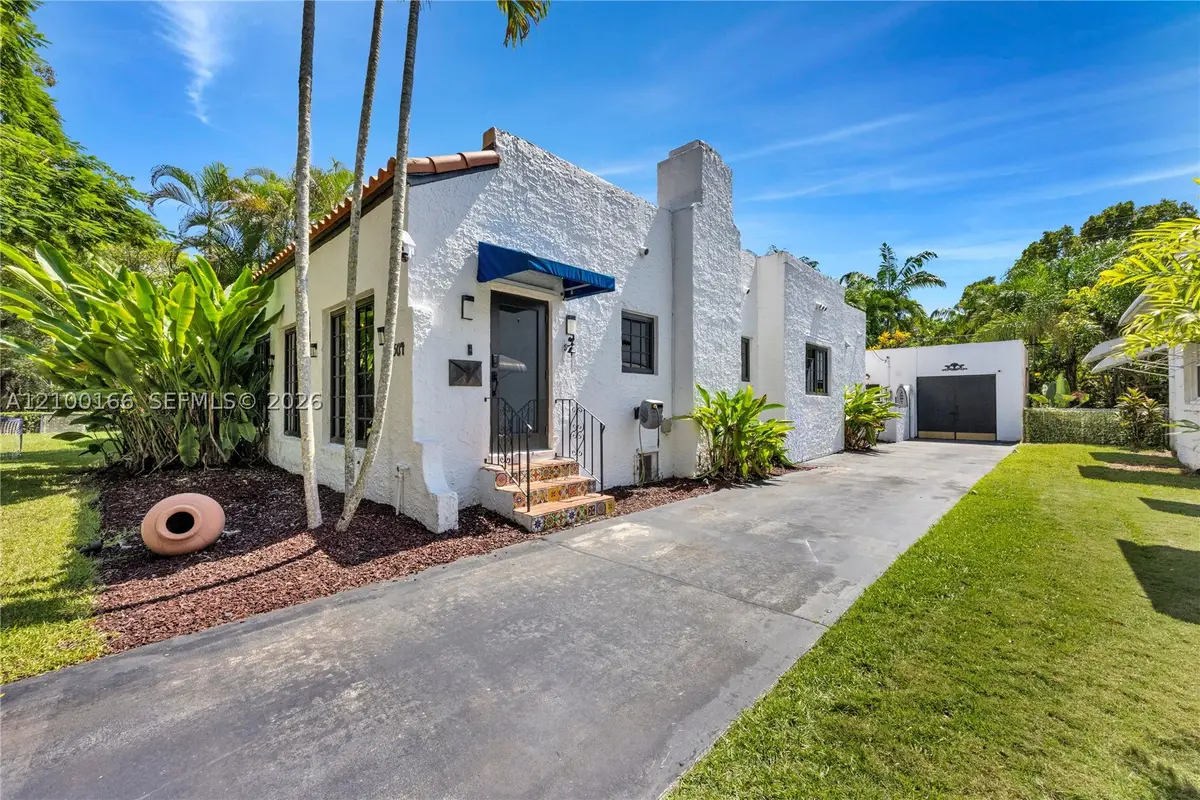 504 Majorca Ave, Coral Gables, FL 33134 - #1