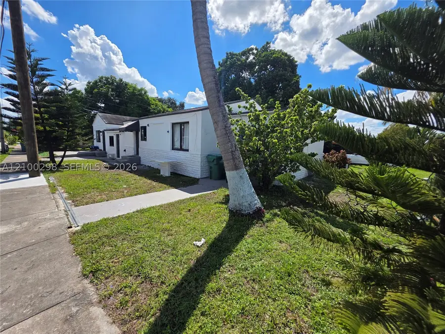 1102 NW 103rd St, Miami, FL 33150 - #3