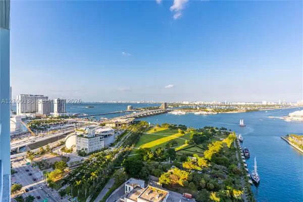 900 Biscayne Blvd #3003, Miami, FL 33132