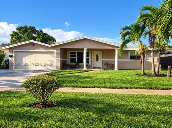 3851 SW 11th St, Fort Lauderdale, FL 33312