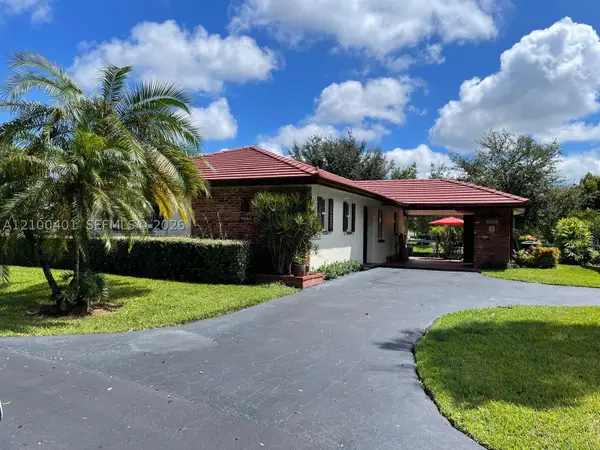 9065 Thunderbird Dr, Coral Springs, FL 33065