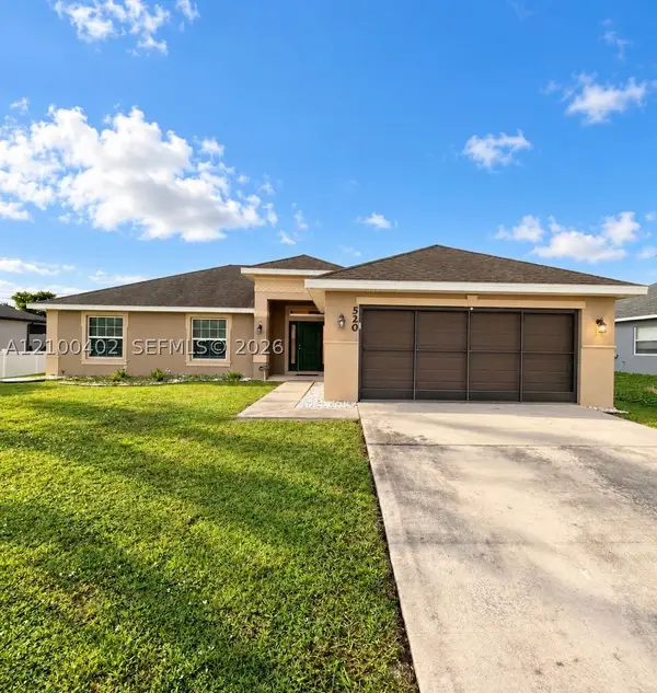 520 SW Kabot Ave, Port St Lucie, FL 34953