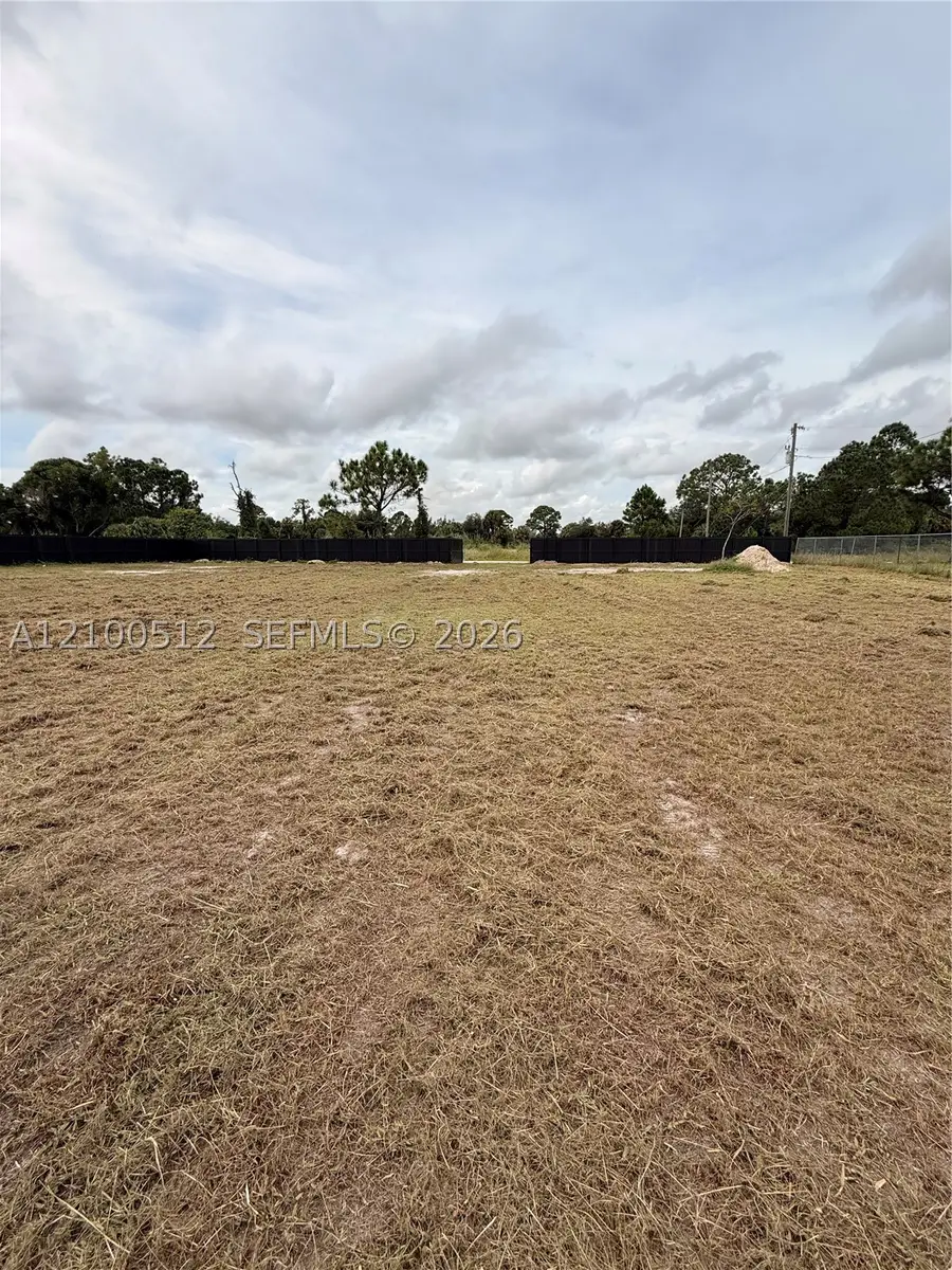 385 S Kennel St, Clewiston, FL 33440 - #3