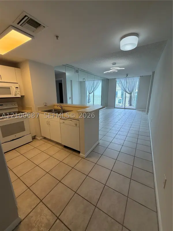 185 SE 14th Ter #2512, Miami, FL 33131