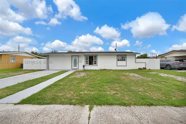 1271 W 79th St, Hialeah, FL 33014