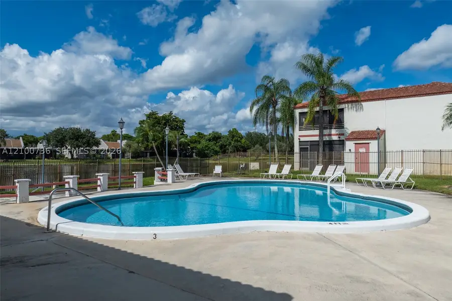 1128 N Hiatus Rd #1128, Pembroke Pines, FL 33026 - #3