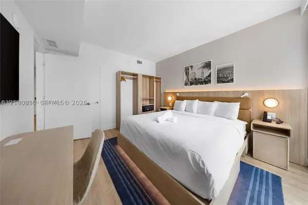 159 NE 6 St #1617, Miami, FL 33132