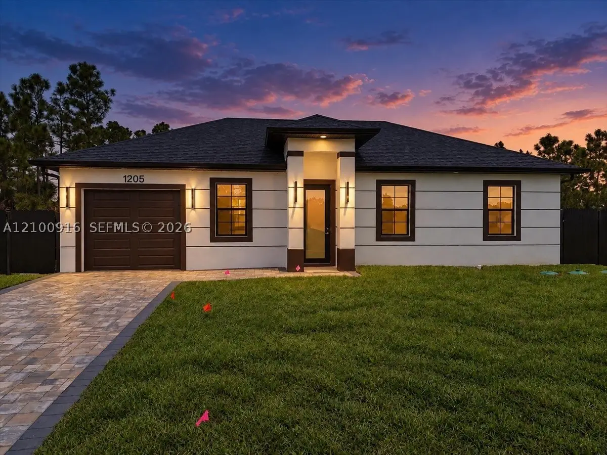 1205 Damen St E, Lehigh Acres, FL 33974 - #1