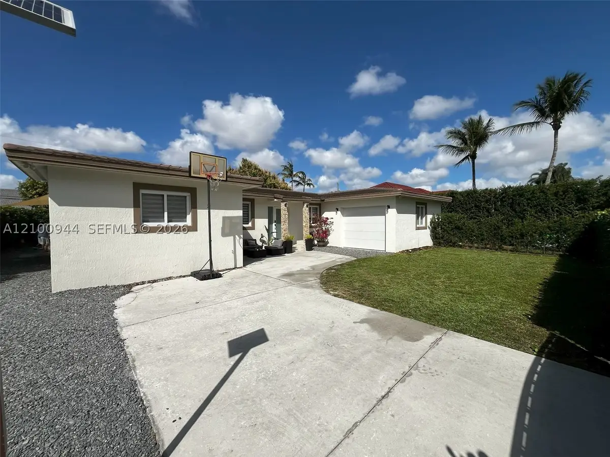 9975 NW 27th Ter, Doral, FL 33172 - #1