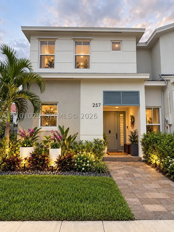 257 NE 3rd Ct, Florida City, FL 33034
