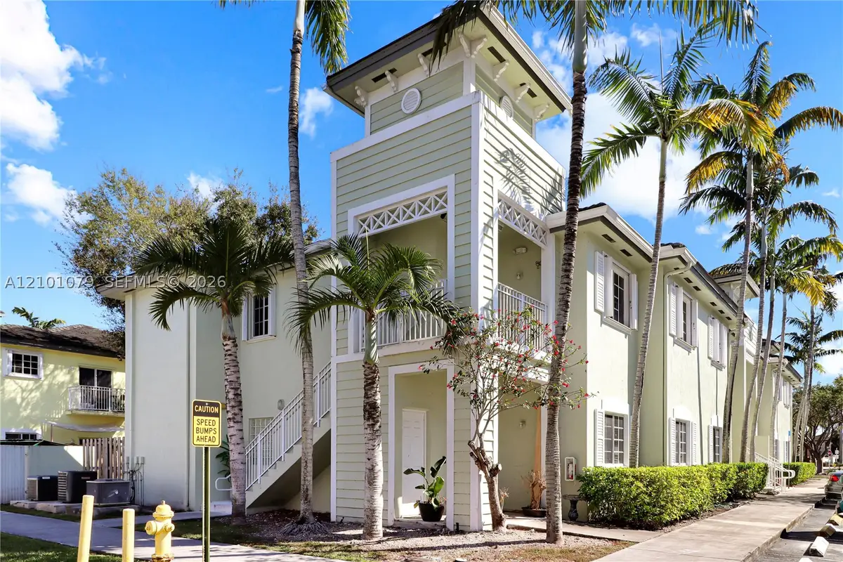 373 NE 26th Pl #201, Homestead, FL 33033 - #1