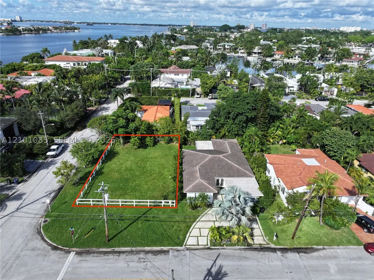 1001 88th St, Surfside, FL 33154 - #1
