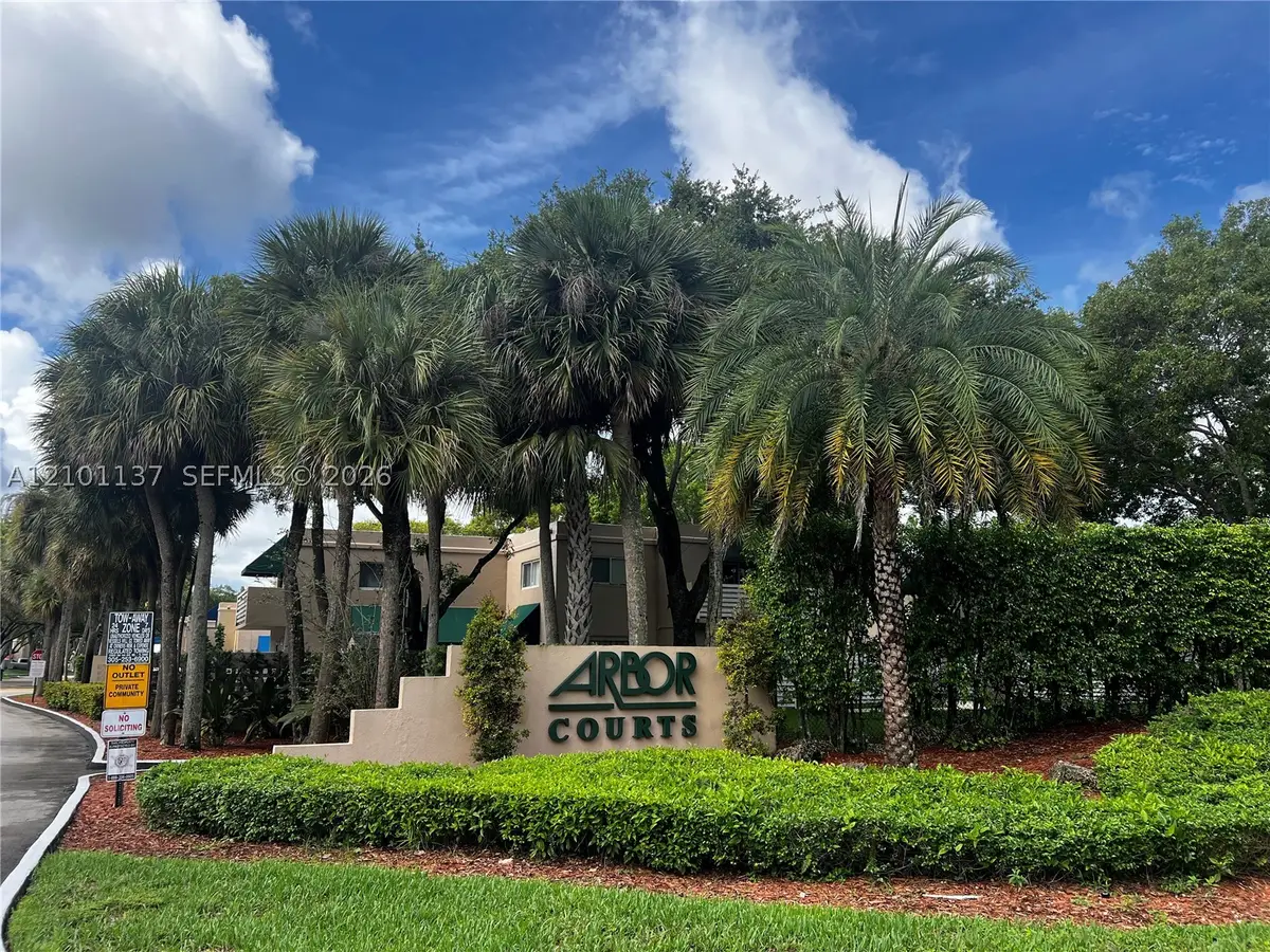 14368 SW 98th Ter, Miami, FL 33186 - #1