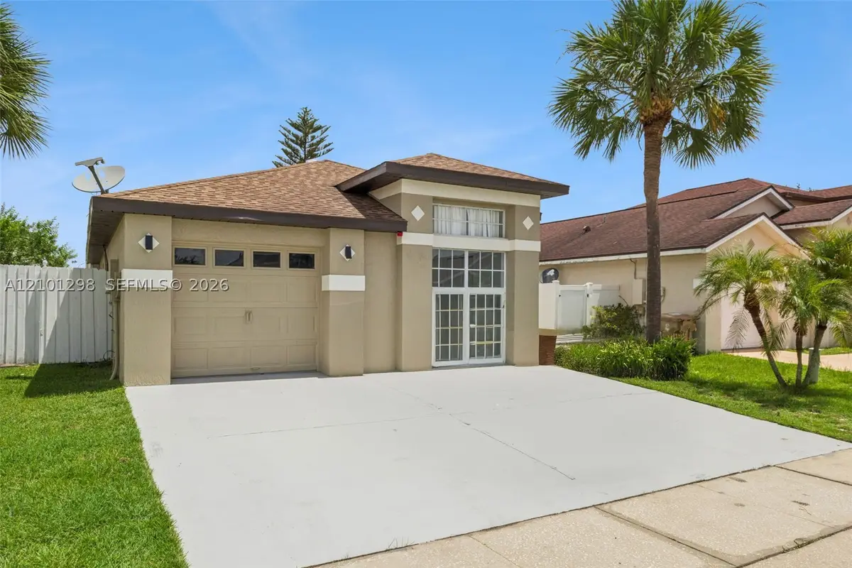 2625 Walden Ct, Buenaventura Lakes, FL 34743 - #1