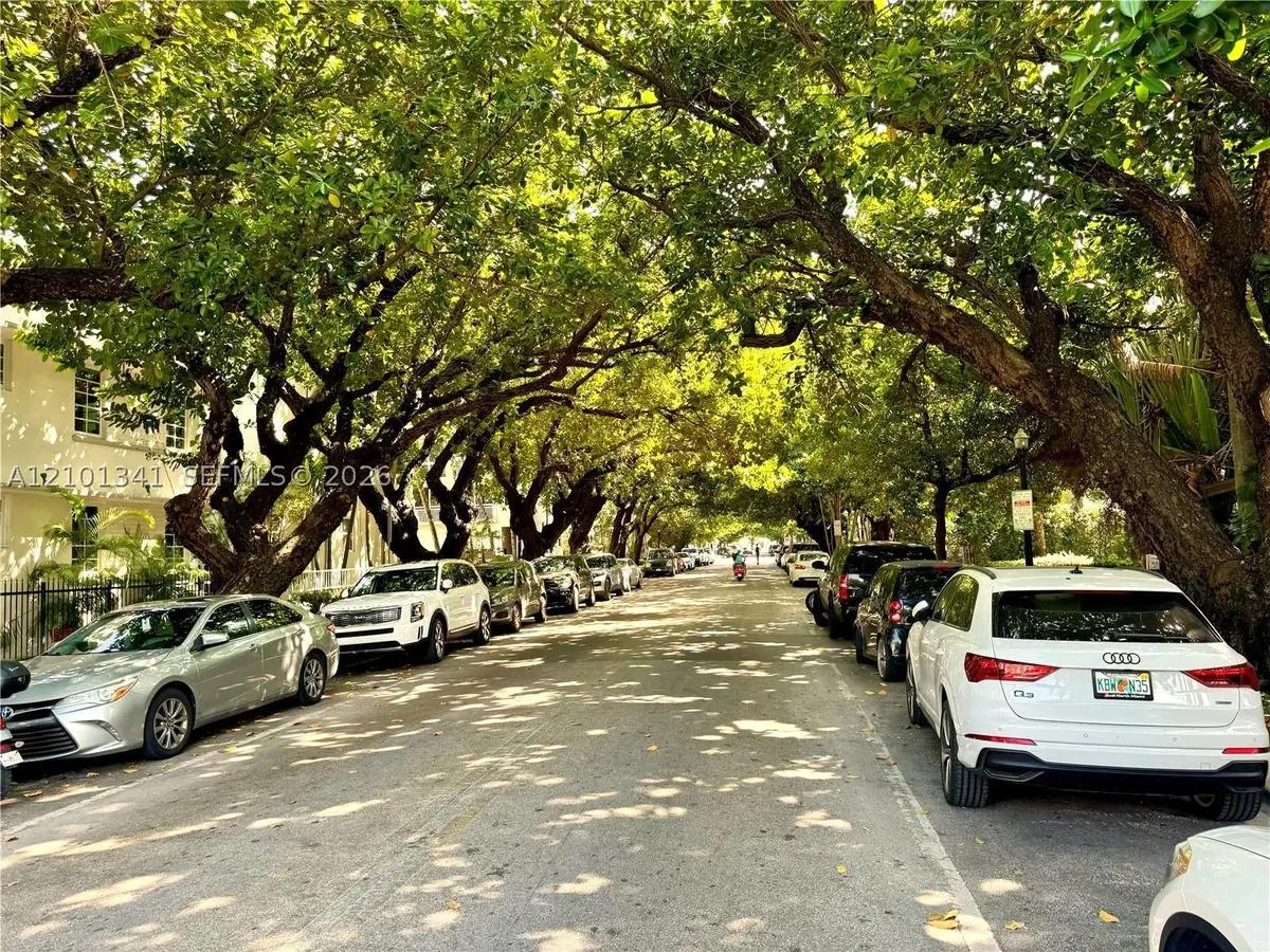 349 Meridian Ave #B202, Miami Beach, FL 33139 - #1