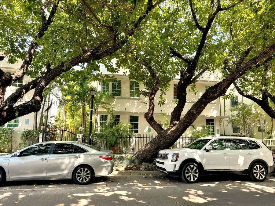 349 Meridian Ave #B202, Miami Beach, FL 33139 - #2