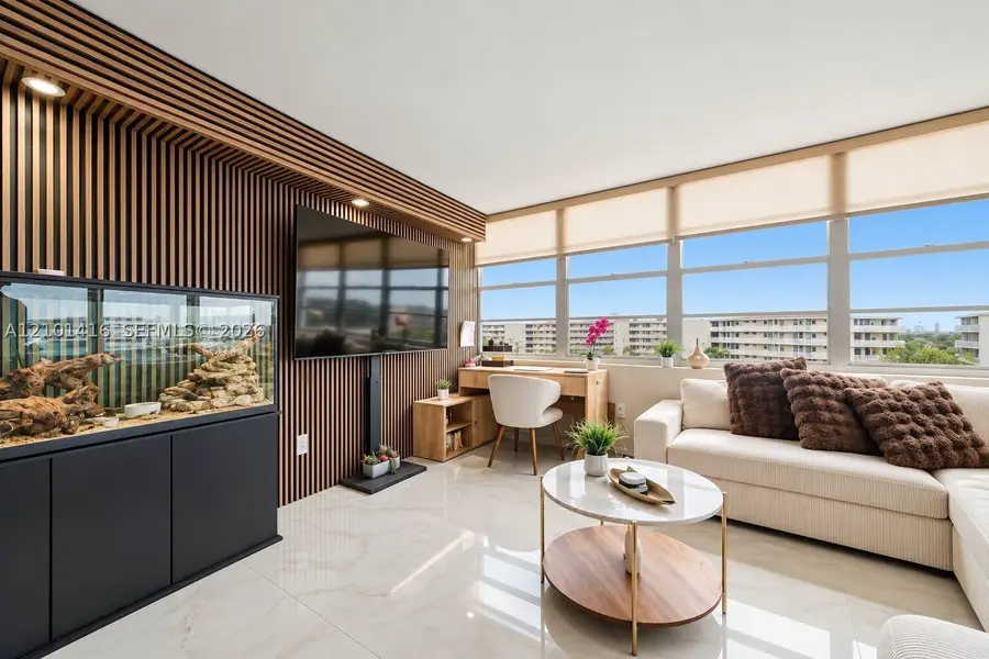 18011 Biscayne Blvd #505, Aventura, FL 33160 - #3