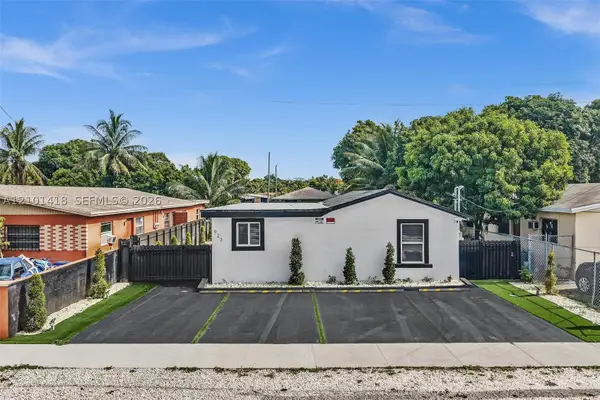 923 NW 110th St, Miami, FL 33168