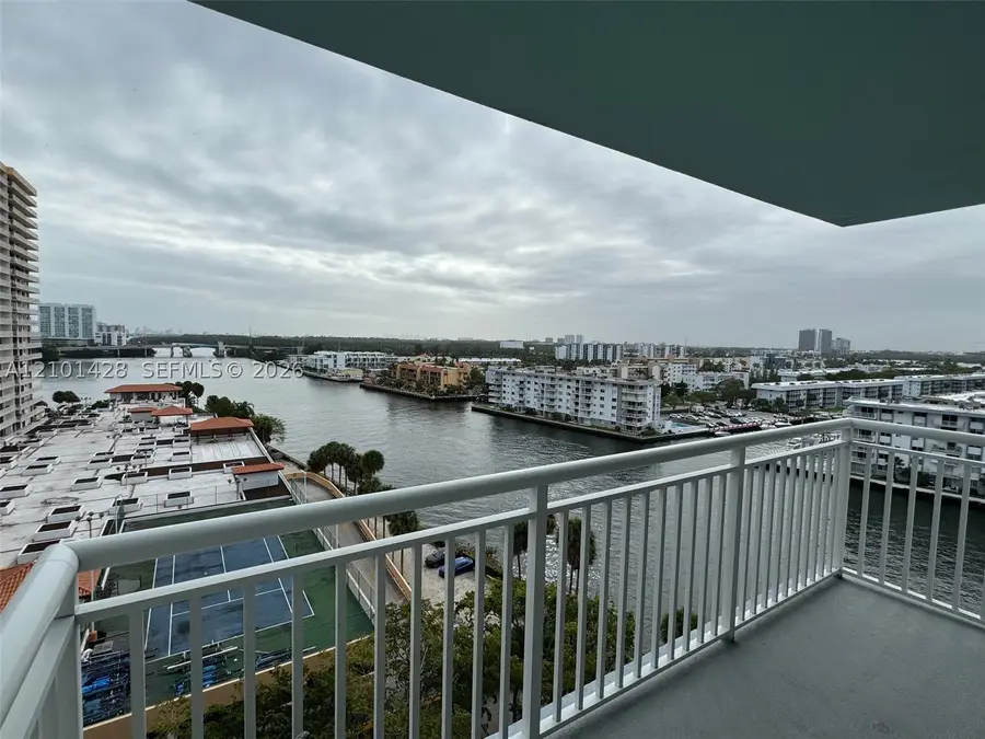301 174th St #1105, Sunny Isles Beach, FL 33160 - #2