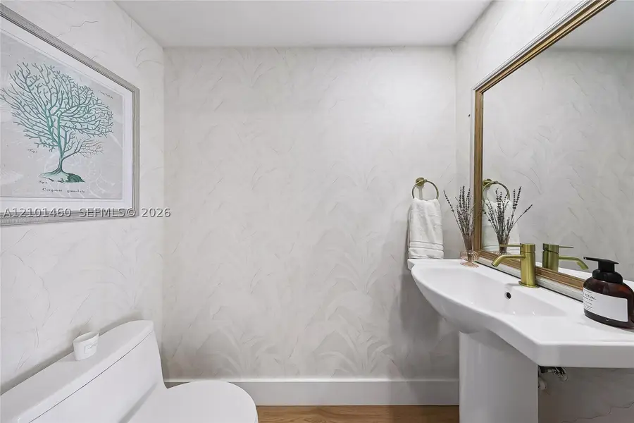 901 Brickell Key Blvd #2403, Miami, FL 33131 - #3