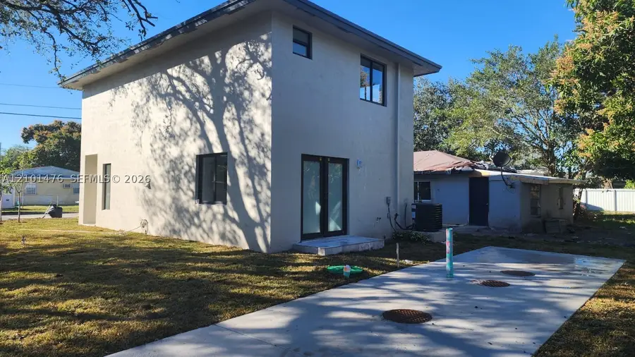 2934 NW 44th St, Miami, FL 33142 - #2