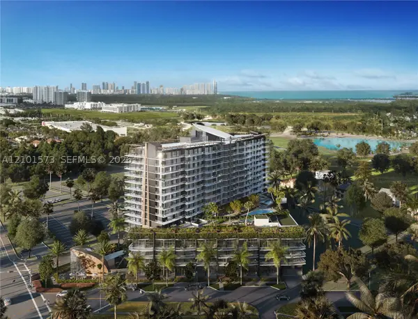 13899 Biscayne Blvd #TH103, North Miami Beach, FL 33181