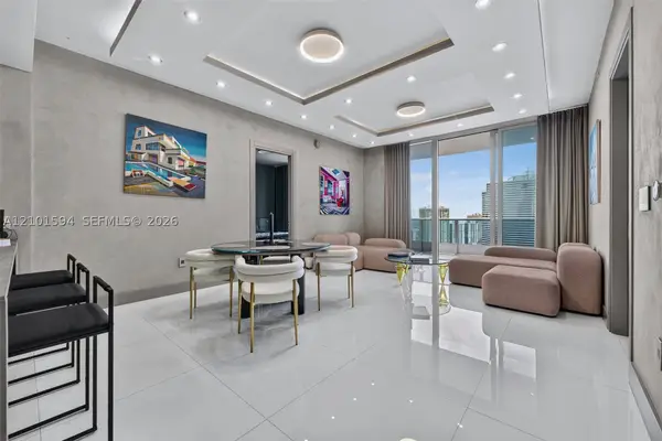 200 Biscayne Boulevard Way #5010, Miami, FL 33131