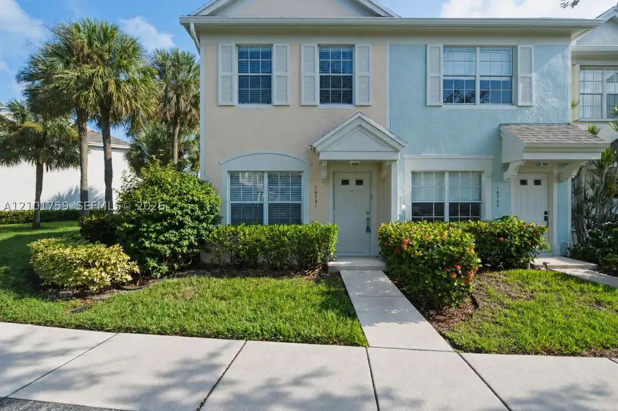 16731 Hemingway Dr, Weston, FL 33326 - #2