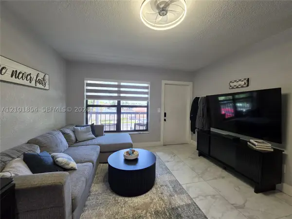 6605 W 26th Dr #22-18, Hialeah, FL 33016
