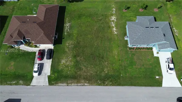 2045 NE 24th Ter, Cape Coral, FL 33909
