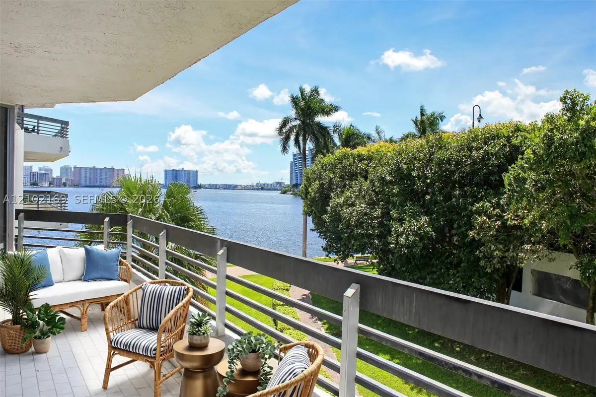 19101 NE 36th Ct #302, Aventura, FL 33180 - #1