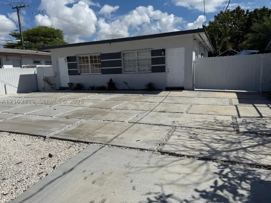 831 NW 24th Ave, Miami, FL 33125 - #3