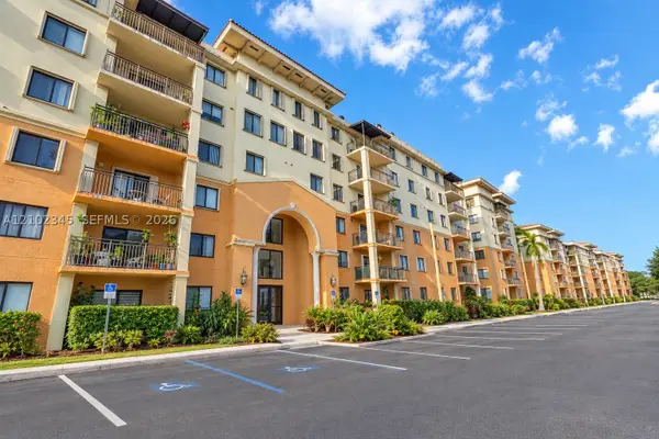 9300 Fontainebleau Blvd #E101, Miami, FL 33172