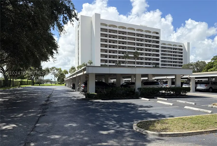 356 Golfview Rd #305, North Palm Beach, FL 33408 - #2