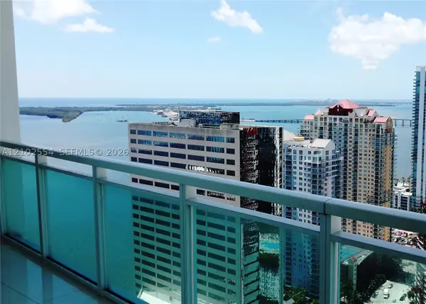 950 Brickell Bay Dr #4005, Miami, FL 33131