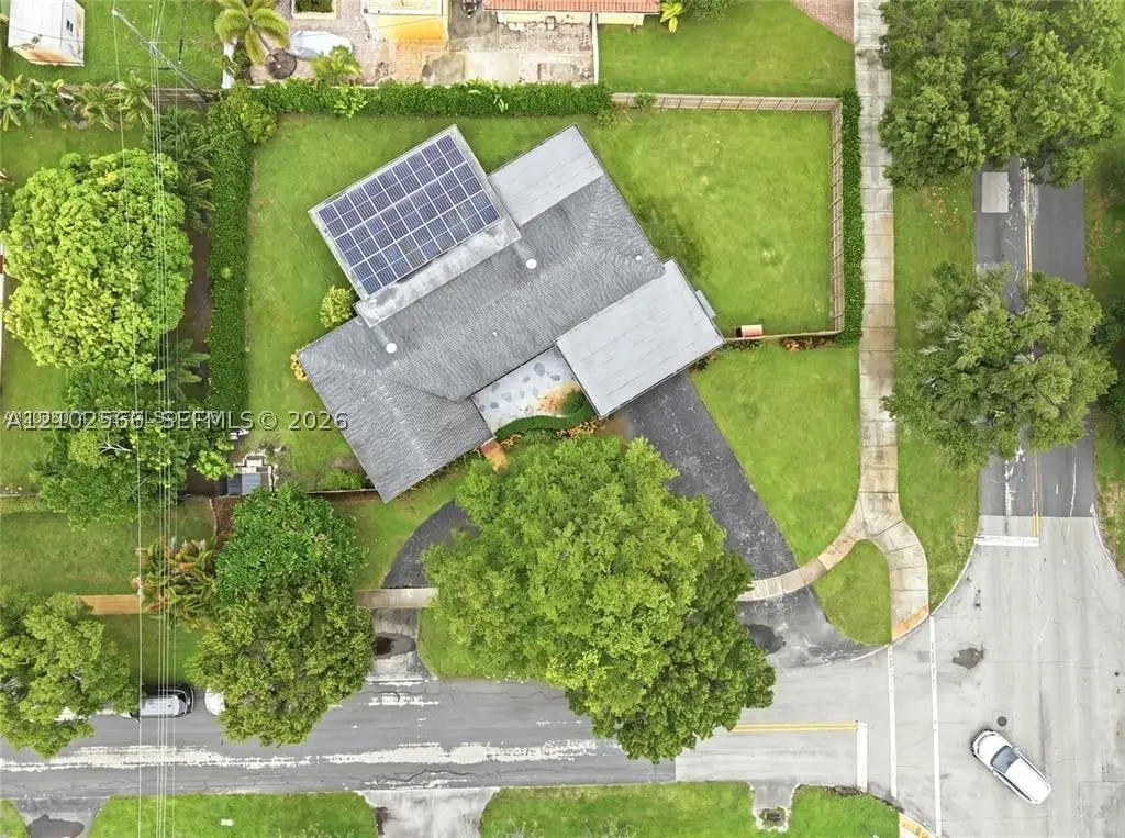 341 SW 54th Ave, Plantation, FL 33317 - #1