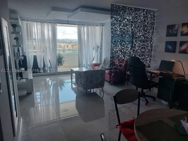 3 Avenida Laguna #4 F, , PR 00979