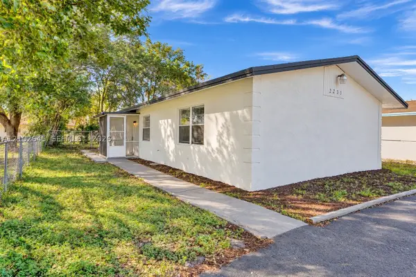 2231 NW 55th Ave, Lauderhill, FL 33313