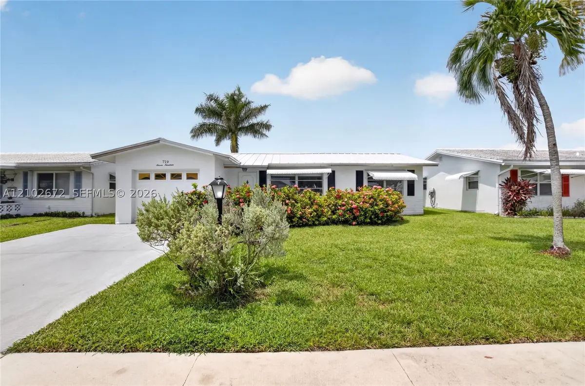 719 SW 18th St, Boynton Beach, FL 33426 - #1
