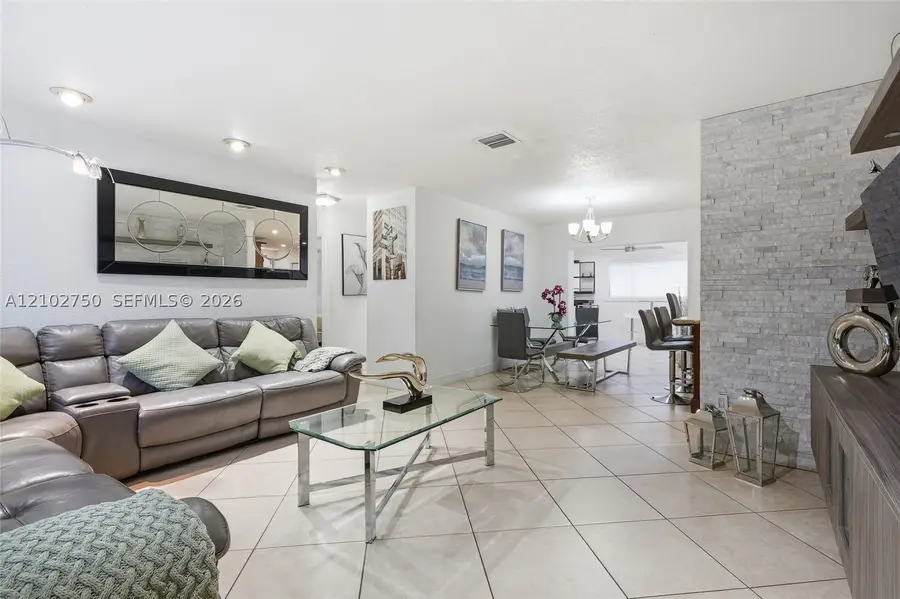 13996 Lake Lure Ct, Miami Lakes, FL 33014 - #3