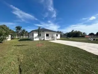 3330 NW 101st St, Miami, FL 33147 - #1