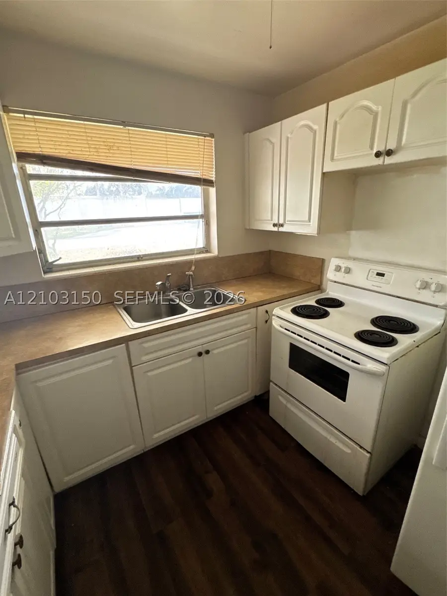 3033 NW 43rd Ave #102, Lauderdale Lakes, FL 33313 - #3