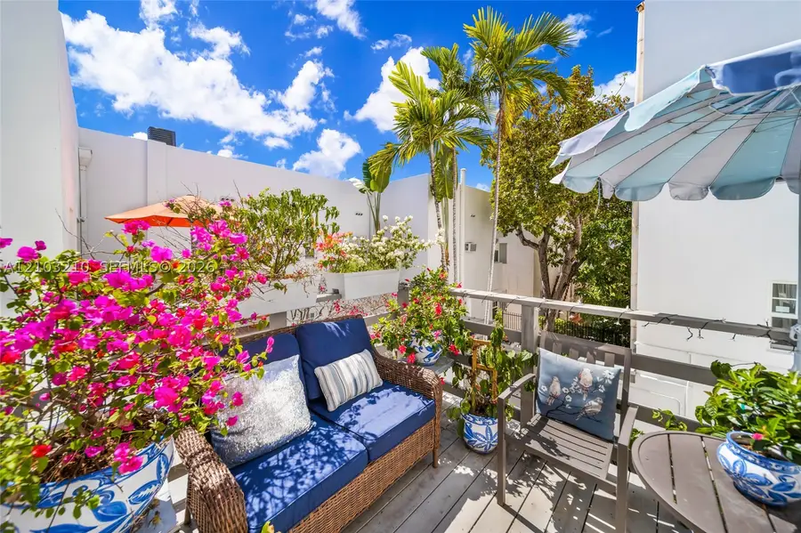 408 W 25th St #8, Miami Beach, FL 33140 - #2