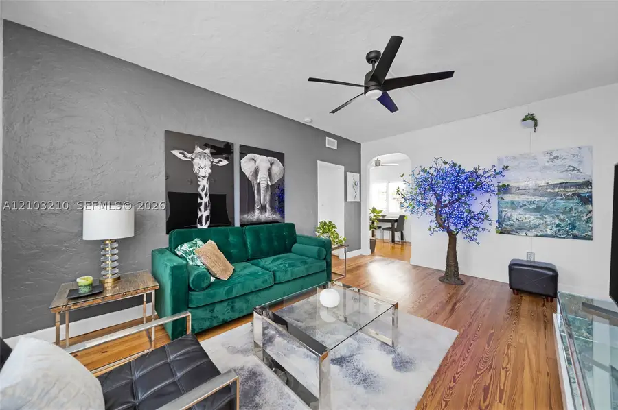 408 W 25th St #8, Miami Beach, FL 33140 - #3