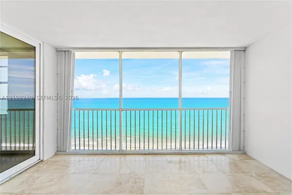840 Ocean Dr #1105, Juno Beach, FL 33408
