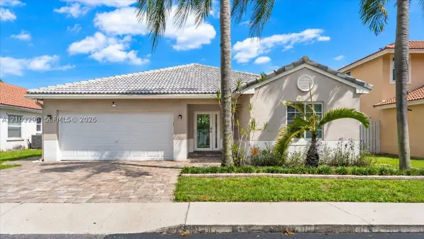 1010 NW 125th Ave, Sunrise, FL 33323