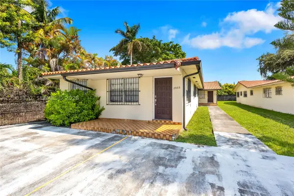 2935 SW 35th Ave, Miami, FL 33133
